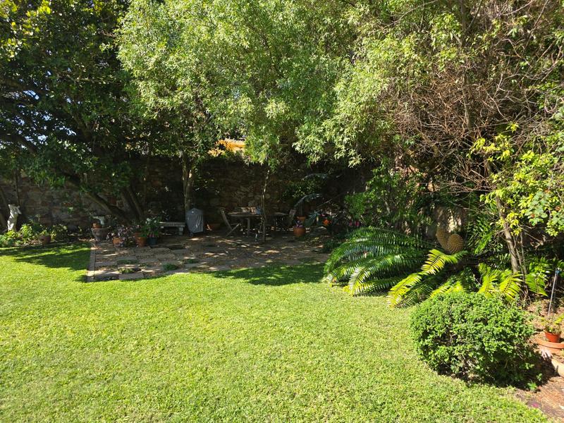 3 Bedroom Property for Sale in Lakeside Western Cape